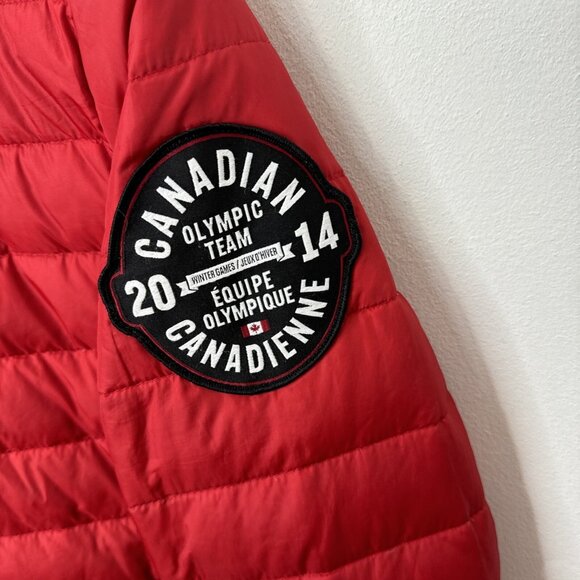 HBC Hudson’s Bay Woman M Down Puffer Reversable Team Cananda Olympic Jacket Red - Picture 3 of 10